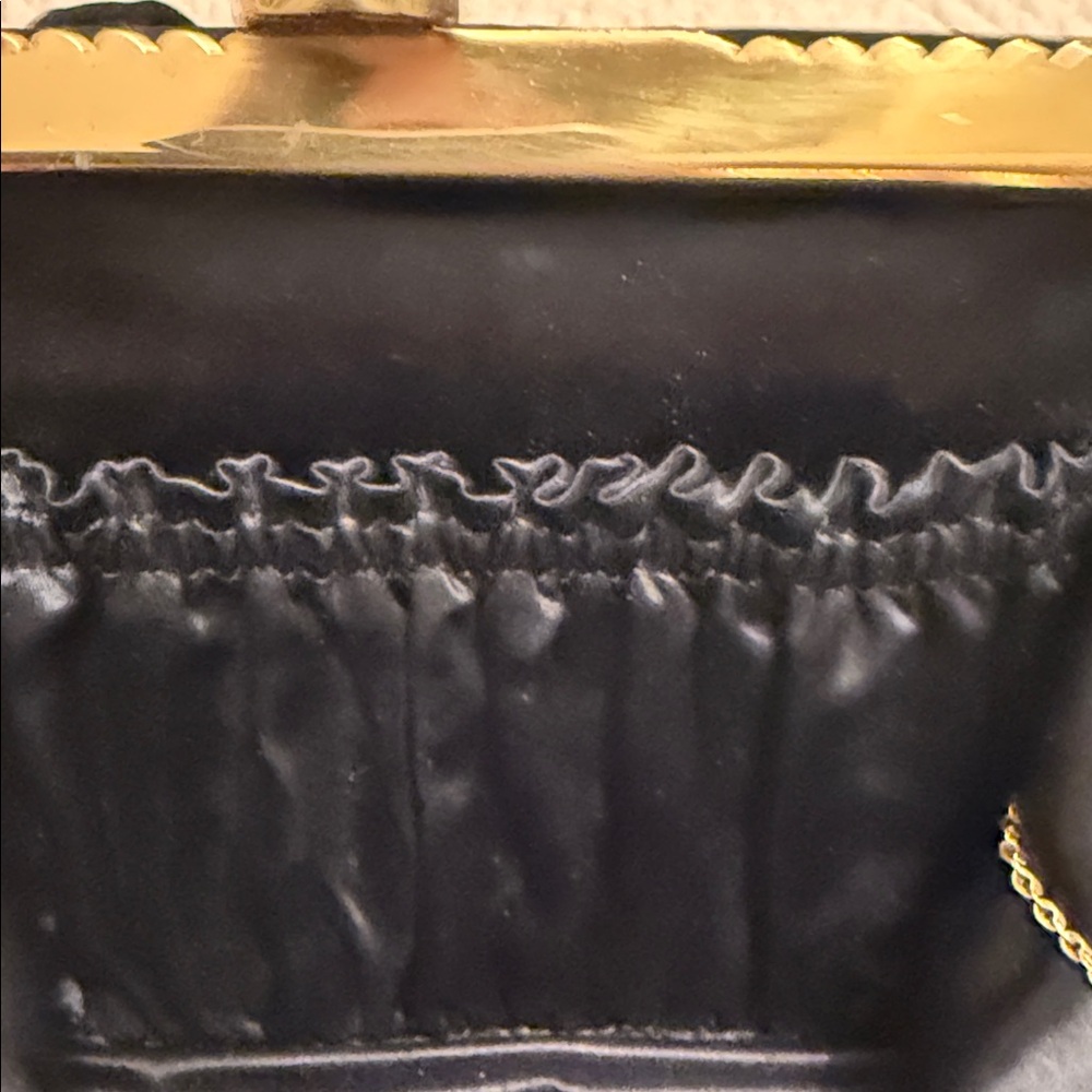 Koret Elegant Black Handbag - Picture 10 of 16